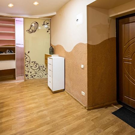 The Main Square! 2 Separated Bedrooms, Balcony Lvov Exteriér fotografie