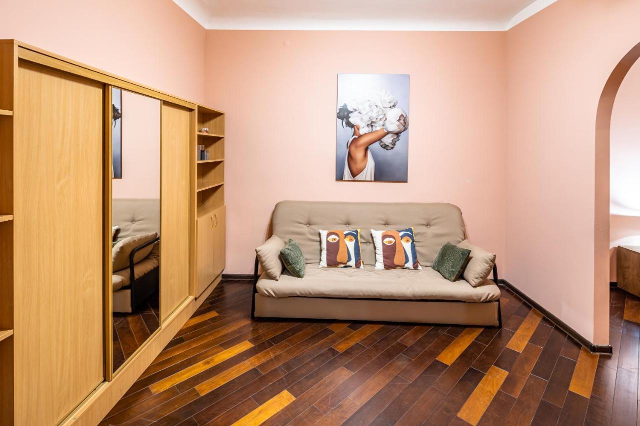 The Main Square! 2 Separated Bedrooms, Balcony Lvov Exteriér fotografie